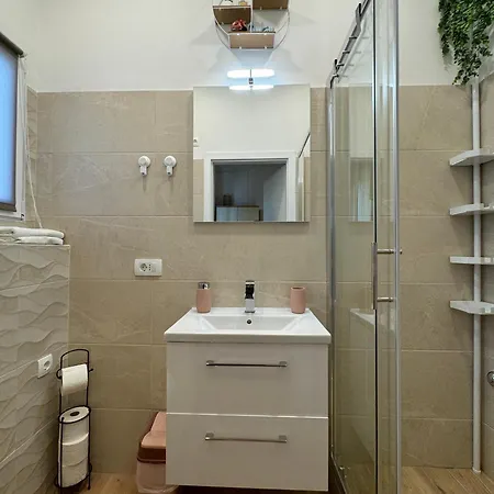 Apartment Vasanija *