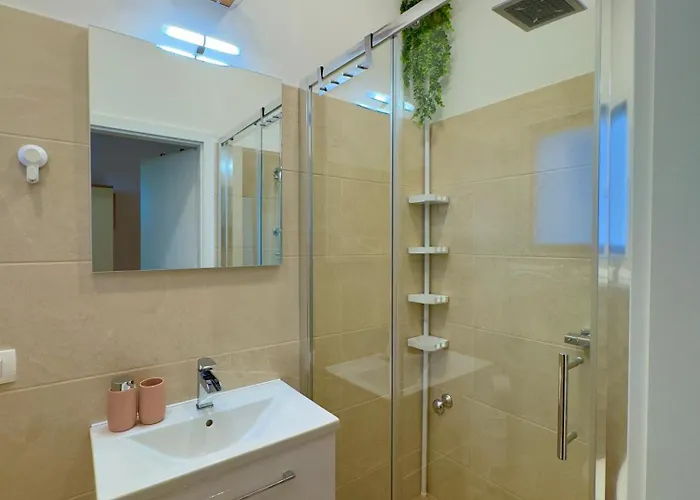 Vasanija * 奥帕提亚