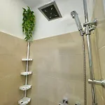 Vasanija 아파트 *